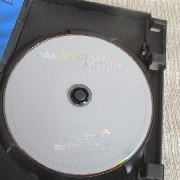 Paranormal Activity DVD - Picture 2 of 2